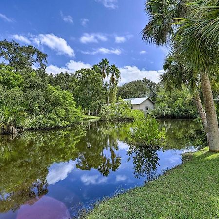 Merritt Island Home Fire Pit And Canal Access! Екстериор снимка