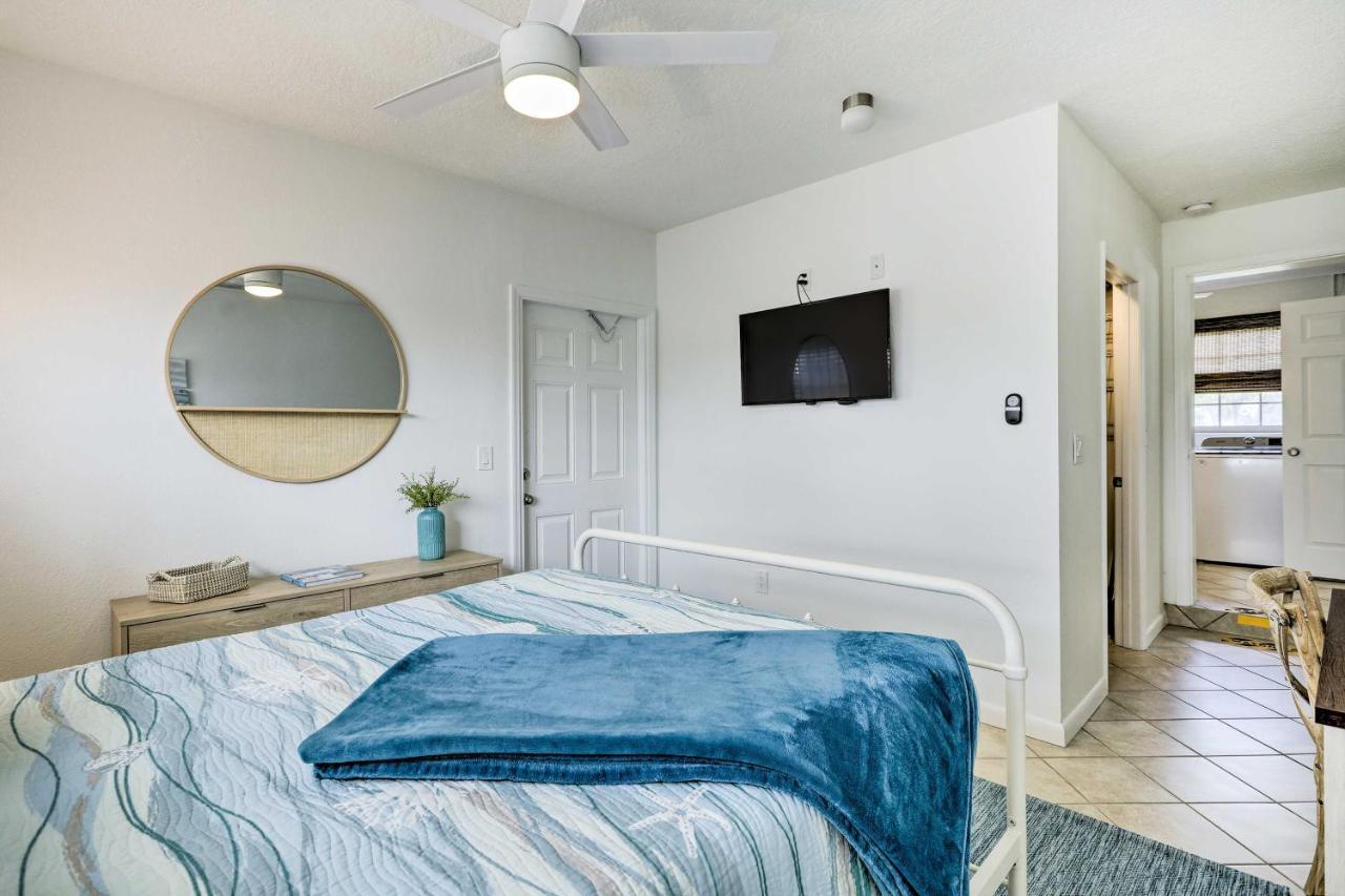Merritt Island Home Fire Pit And Canal Access! Екстериор снимка