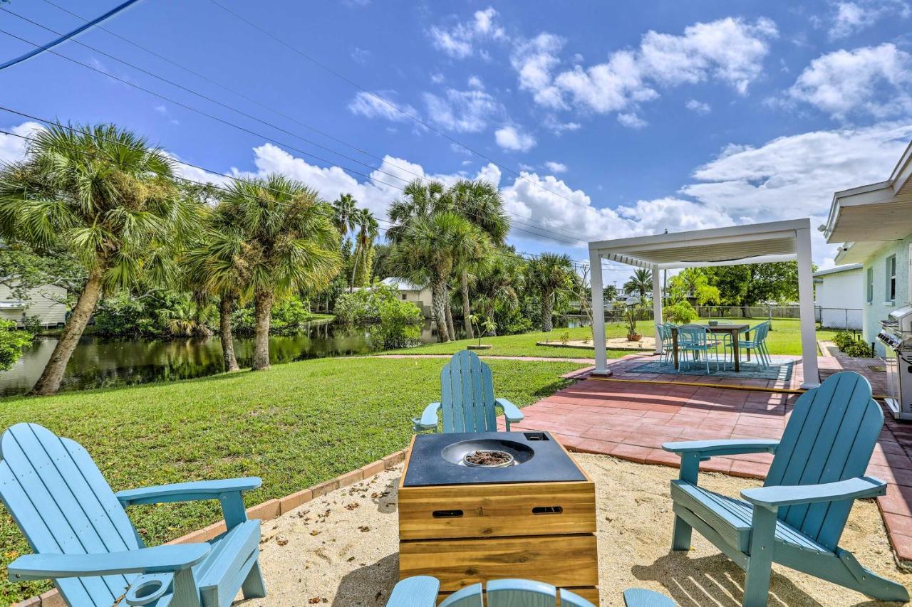 Merritt Island Home Fire Pit And Canal Access! Екстериор снимка