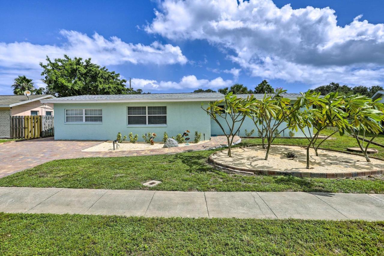 Merritt Island Home Fire Pit And Canal Access! Екстериор снимка