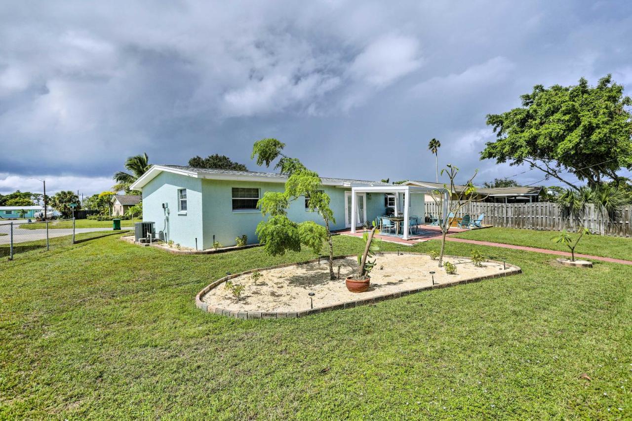 Merritt Island Home Fire Pit And Canal Access! Екстериор снимка